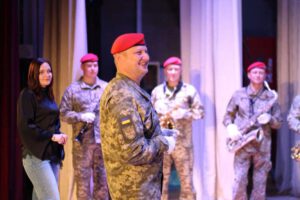 Оркестр бердичівської артбригади знімає кліп на світовий хіт