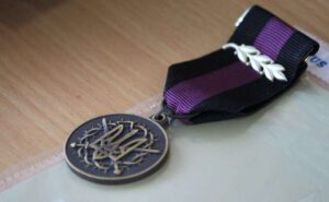 У Бердичеві родинам полеглих захисників вручили державні нагороди