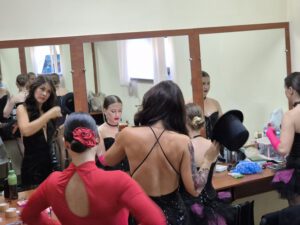 Аншлаг в Бердичівському театрі – шоу «Berdway Live» підкорило глядачів масштабністю та видовищністю