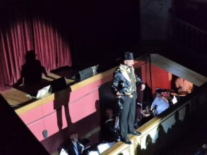 Аншлаг в Бердичівському театрі – шоу «Berdway Live» підкорило глядачів масштабністю та видовищністю