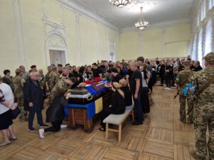 В Бердичеві попрощались з Юрієм Буряковим, який воював з перших днів повномасштабного вторгнення