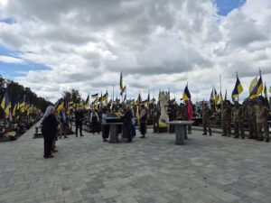 Вирвався з окупації і загинув за Україну – в Бердичеві провели в останню путь 48-річного Ігоря Чернявського