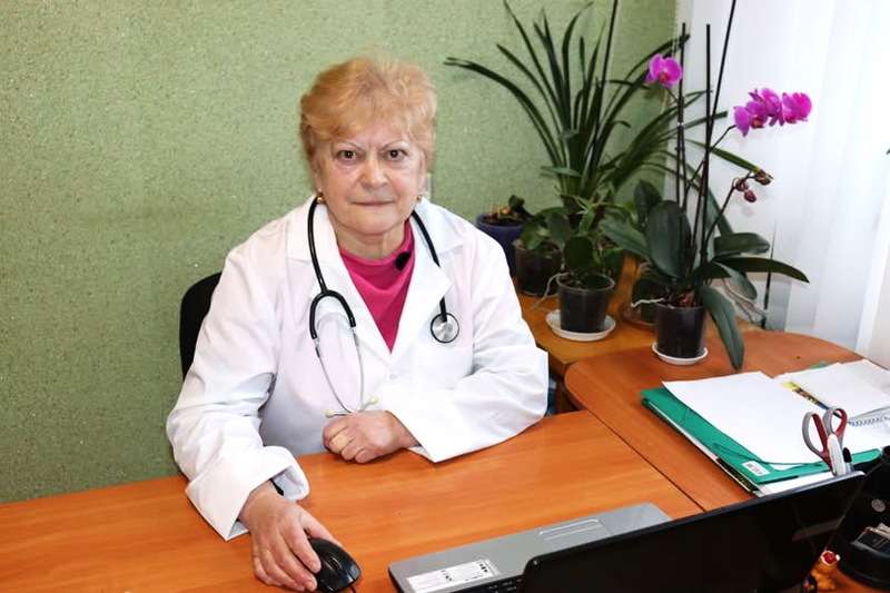 Розповідь про сім'ю бердичівських лікарів Ковшикових