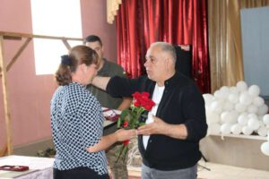 У Швайківській громаді передали посмертні нагороди родинам Героїв