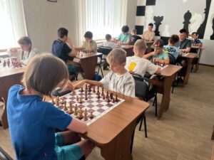 У Бердичеві відзначили Всесвітній день шахів: результати турніру в клубі «Біла тура»