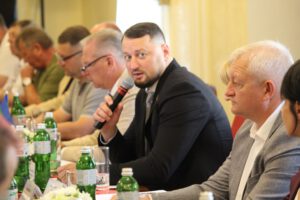 Півтори години дякували один одному посадовці Бердичева та міст-побратимів з Німеччини, Польщі та Литви